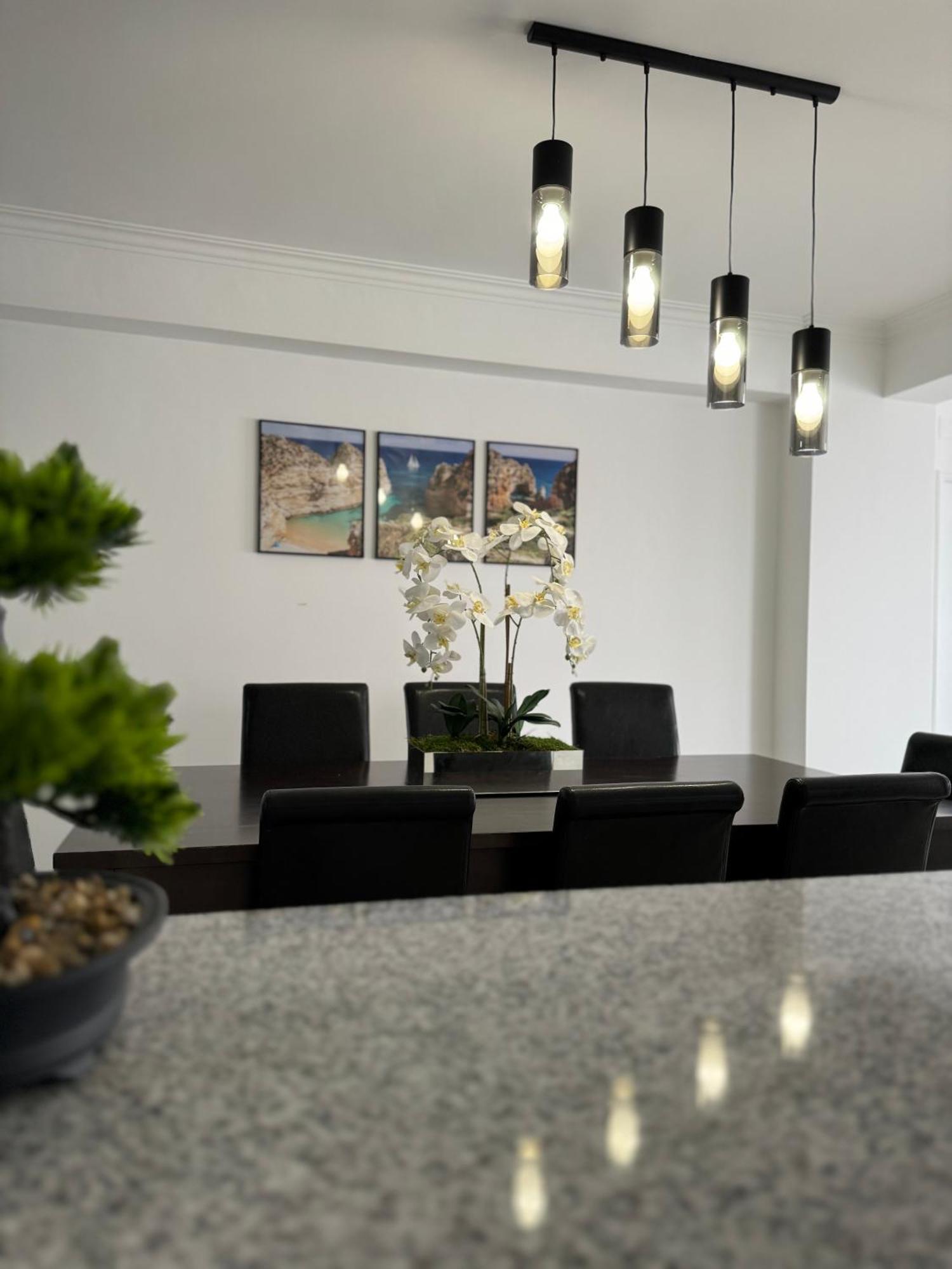 Princess Retreat Beautiful Modern Aprt 2 Min Walk From Quarteira Beach Exteriér fotografie
