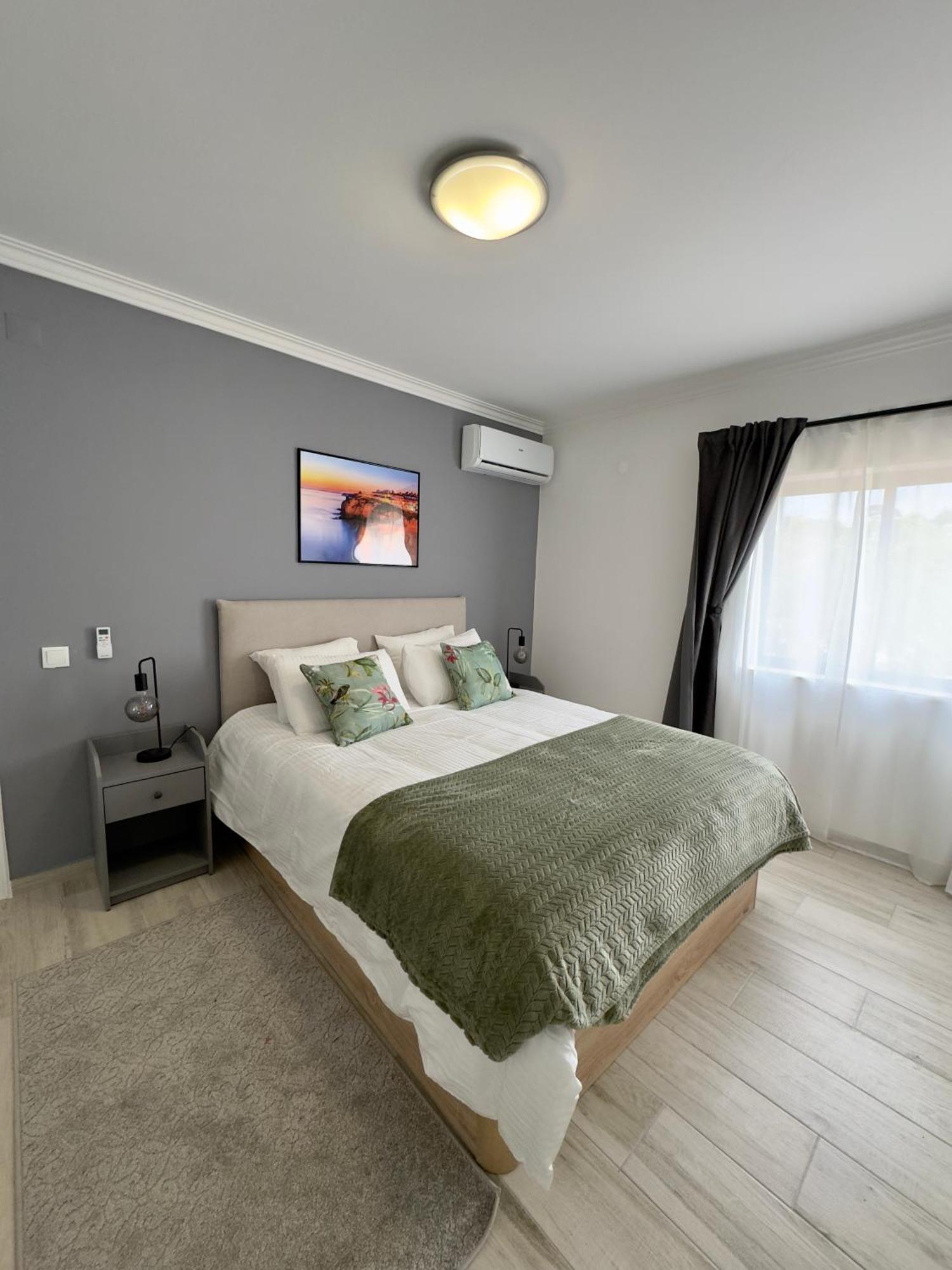 Princess Retreat Beautiful Modern Aprt 2 Min Walk From Quarteira Beach Exteriér fotografie